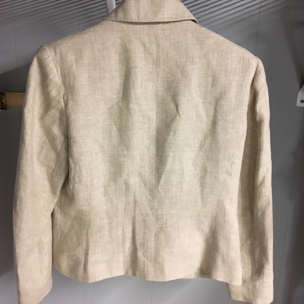 Jacket - Picture 5 of 7